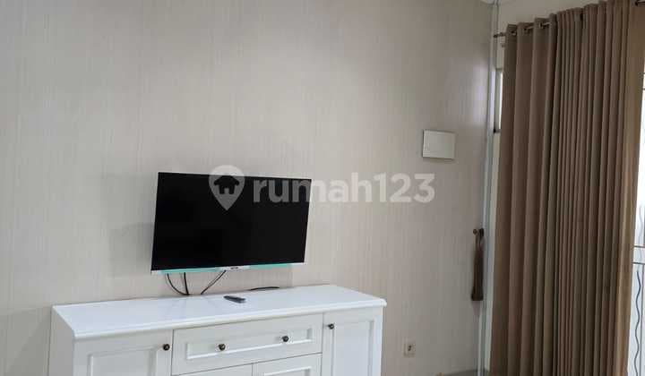 House in Puri Mansio, West Jakarta, Area 8x15, Move-in Ready, Furnished