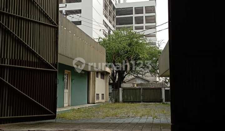 Warehouse for Sale in Ciledug, Jalan Raya Location
