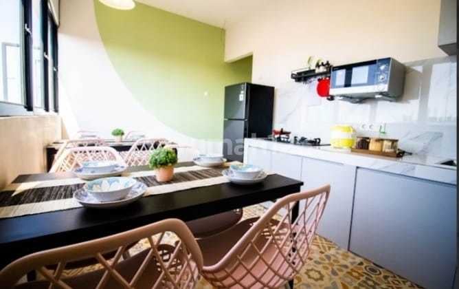 Rumah Kost di Grogol Jakarta Barat Luas 4,5x18 5 Lt SHM Furnished