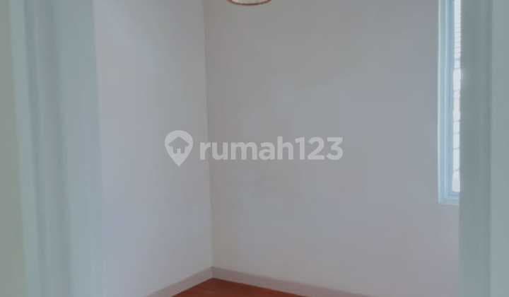 Dijual Murah Rumah Cantik Bagus Eminent Vivacia Bsd City 3+1 Kt Hanya 3,8M