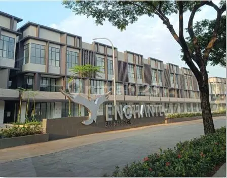 Disewakan Ruko Baru 3 Lantai Enchante Bsd Lokasi Strategis Pertemuan Gading Serpong dan Bsd Tipe Balkon 135Jt