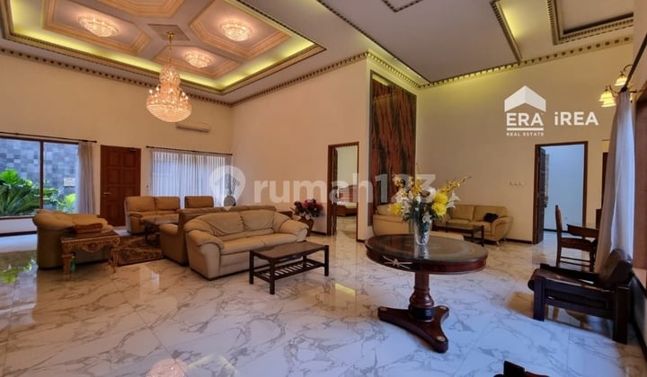 Rumah Mewah Dijual di Solo Dekat Solo Grand Mall