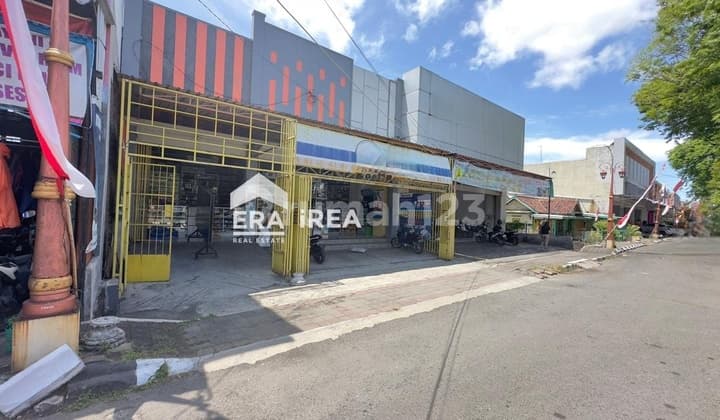 Ruang Usaha Dijual di Solo Dekat Pasar Soekarno