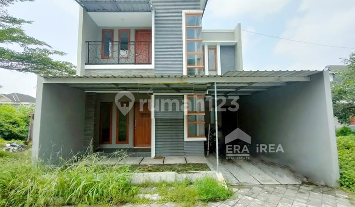 Rumah Solo Dekat Pusat Bisnis Solo Baru