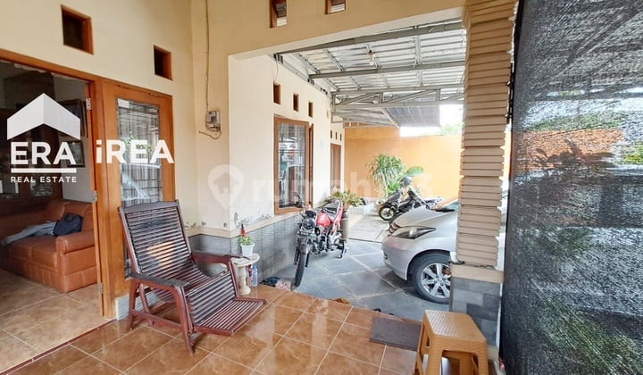 Rumah Dijual di Colomadu Solo Dekat Kampus Atmi