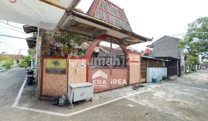 Rumah Dijual di Solo Dekat Palur Plaza