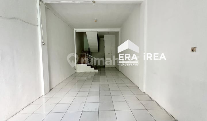 Dijual 3 Ruko Area Strategis di Solo Dekat Taman Jaya Wijaya