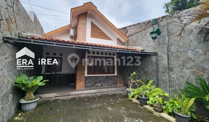 Rumah Dijual di Solo Dekat Pasar Kembang Rumah Dijual di Solo Dekat Pasar Kembang