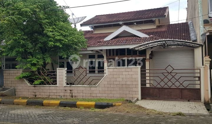 Rumah Jl Tulip Panakkukang Makassar (Pw)