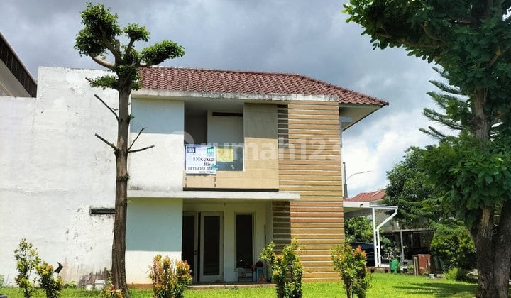 Beautiful 2-Story Corner Hook House for Sale, Fully Furnished, Spacious, Citraland Celebes Hertasning