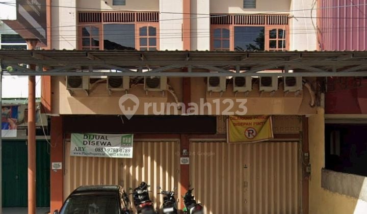 Ruko Gandeng Pusat Kota Gowa Depan Pengadilan Gowa Suap Pakai
