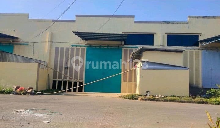 Gudang Ada Office di Pattene Tol Makassar 630.0 M² SHM di Tamalanrea (Fl)