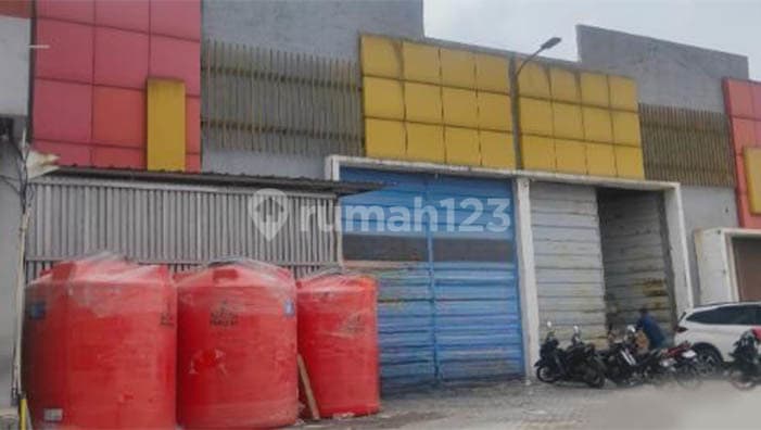 Pergudangan Tambun City, Tambun, Lokasi Strategis, Sebrang Metland Mall Tambun & Sosro