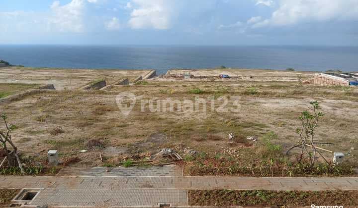 Translation: "Land / Plot for Sale in Fairwinds Bali"