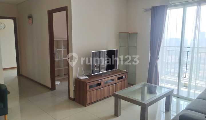 Sewa Apartemen Thamrin Residence 3 Bedroom Furnished Bagus