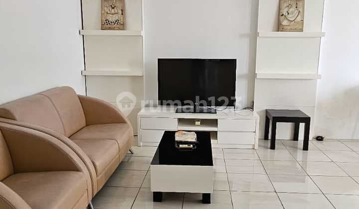 Sewa Apartemen Sudirman Park 2 Bedroom Furnished Bagus