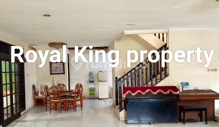 Affordable Modernland 2-Story House for Rent