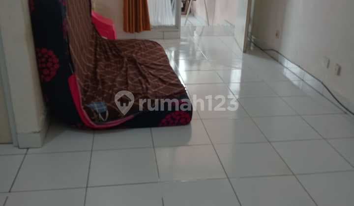 Rumah Rapi di Poris Residence