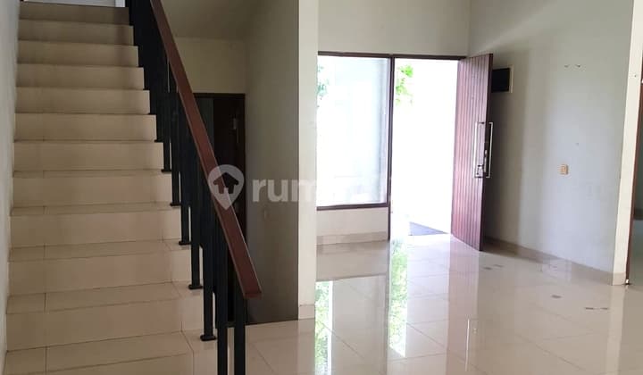 Affordable 2-Story House in Modernland Premier Park