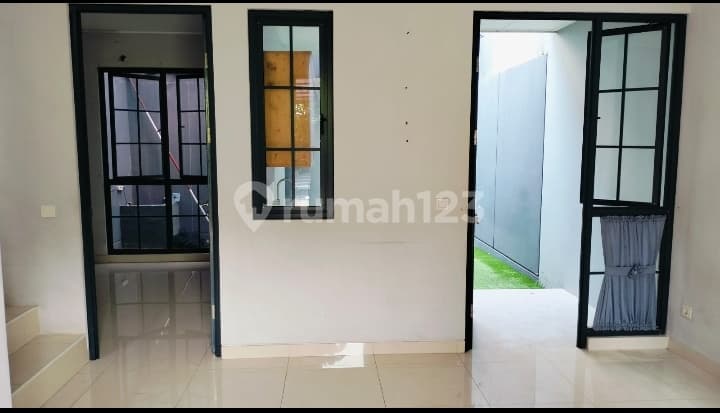 Newly Rented 2-Story House in Banjar Wijaya