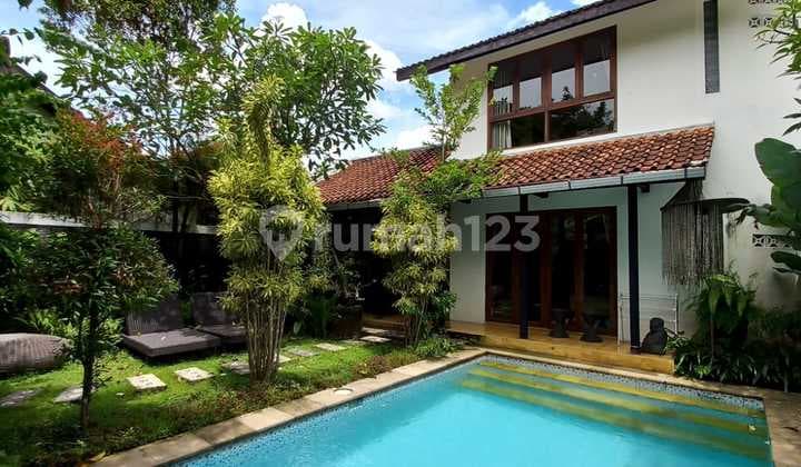 Guest House + Villa With 2 Swimming Pools In The Center Of Jogja City