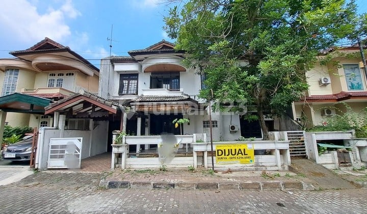 Rumah 2 Lantai Dalam Perumahan Elit di Perum Puri Gejayan , Condong Catur Sleman.