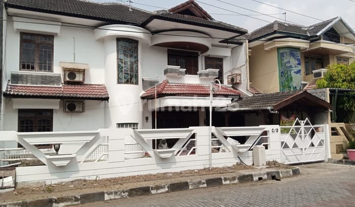 Rumah Mewah Semi Furnish Dalam Perumahan Dekat Pakuwon Mall Sleman.