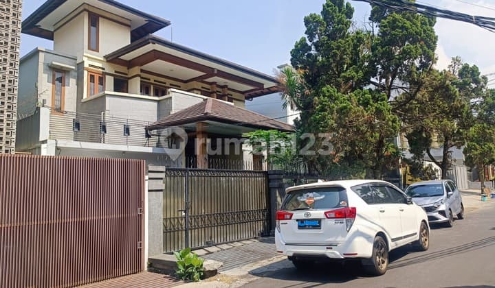 Rumah Cantik 2Lt Dago Asri Kota Bandung