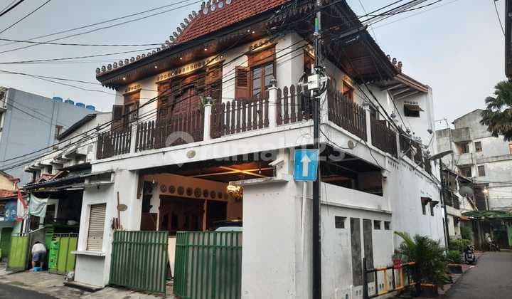 Rumah 2,5 Lantai Kebayoran Baru Blok S