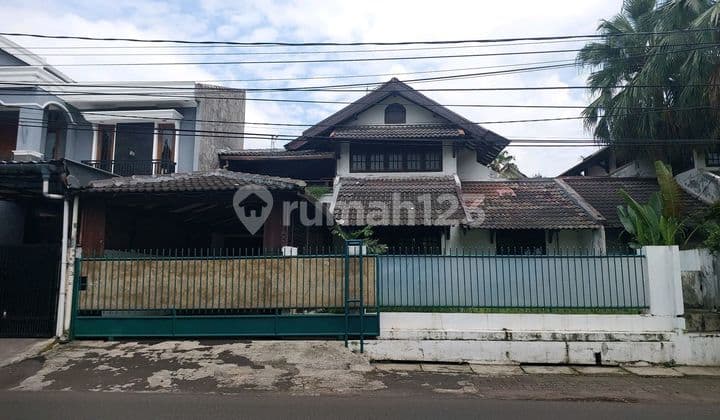 Rumah Asri Bintaro Utara Jakarta Selatan