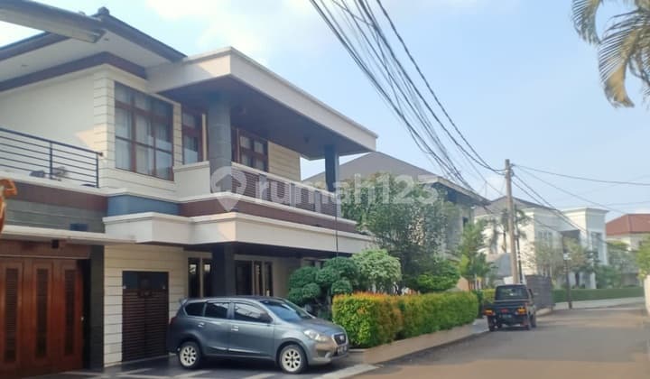 Rumah Cantik Kemang Utara Dibawah NJOP