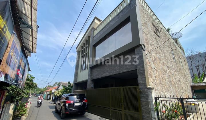 Rumah Cantik Shm Jatiasih Dijual Cepat