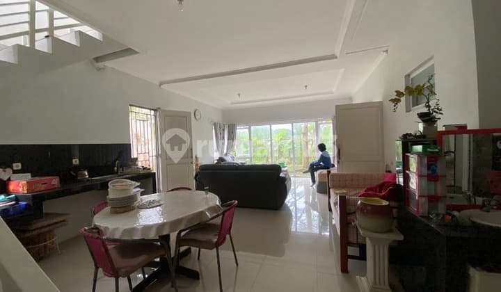 Jual Rumah 2 Lantai bagus di Ravenia Pakuan Hills Bogor