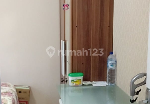 For Rent, Menteng Square Apartment, Tidy & Furnished, on Jl. Matraman Raya, Senen, Central Jakarta.