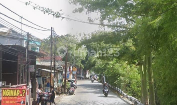 Di Jual Cepat rumah lama Strategis pusat bisnis , dekat Mall Kelapa Gading di Jl. Jingga Raya , Kelapa Gading Timur