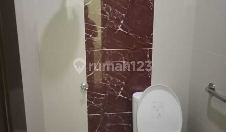 Rumah Murah Lokasi Strategis Dekat Mall Cinere, Jakarta Selatan