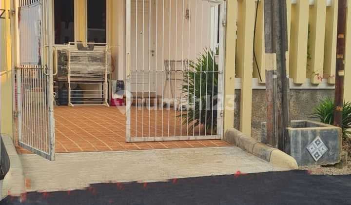 Rumah 1 Lantai Siap Huni Dalam Komplek di Cinere
