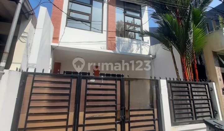 2-story house in Pasar Minggu, South Jakarta