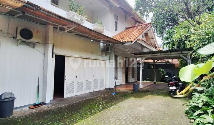 Rumah Homey Private Pool di Cipete, Jakarta Selatan