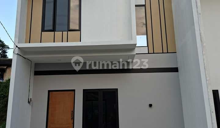 Rumah Lokasi Startegis 2 lantai di Cinere, Jakarta Selatan