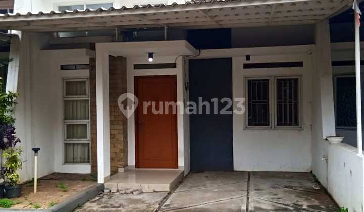 Rumah Mungil Dekat Kampus UPN & Toll Limo, Depok