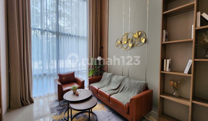 Rumah Baru 3 Lantai Minimalis Bagus Bisa Unfurnished & Furnished Di Sayap Setraduta Bandung Rumah 3 Lantai Unfurnished Baru SHM - Sertifikat Hak Milik di Sayap Setraduta Bandung, Setra Duta