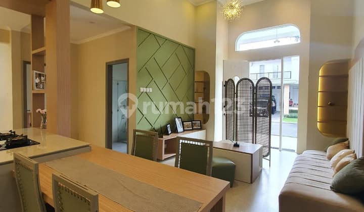 Nice Furnished Modern Classic House in Jingganagara KBP Bandung at Tatar Jingganagara KBP Bandung, Kota Baru Parahyangan