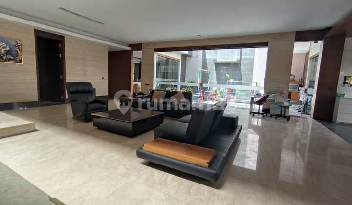 Rumah Singgasana Pradana Lux Bagus Furnished di Mekar Wangi