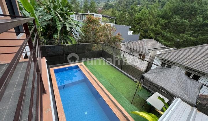 Rumah Vila Dago Pakar Bagus Murah Ada Kolam Renang Vila di Dago Pakar 220.0 m² SHM