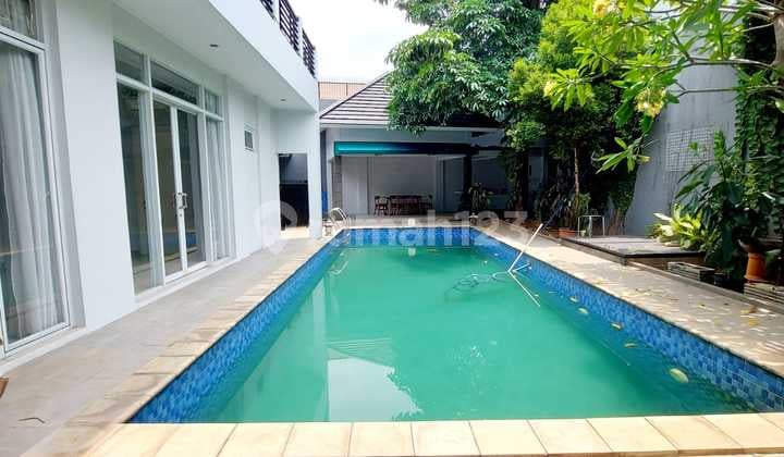 Cepattt!!! Rumah Siap Huni Design Modern Minimalis (Pool) di Bintaro Sektor 9, Harga Nego (Rt)