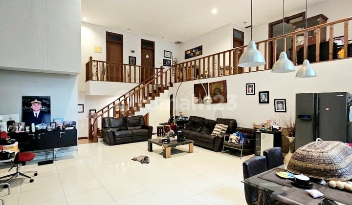 Cepat! Rumah Siap Huni Cocok untuk Kantor Disektor 7, Harga Nego (Dnn)