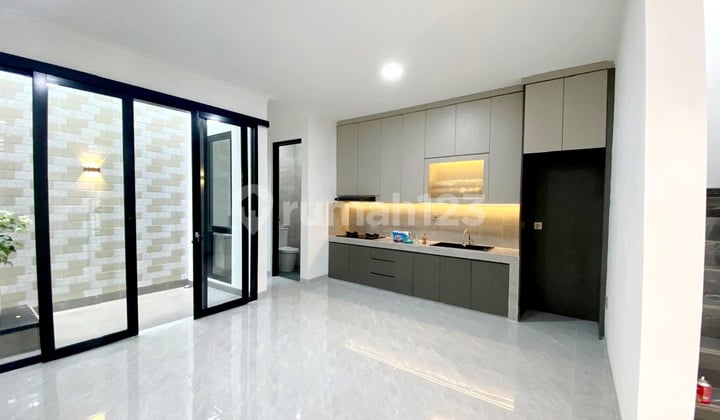 Cepat! Rumah Baru Apik Siap Huni di Graha Bintaro Design Modern Minimalis, Harga Nego (Dns)