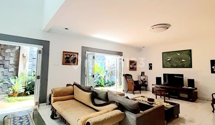 Cepat! Rumah Apik Siap Huni di Bintaro Sektor 9, Harga Nego