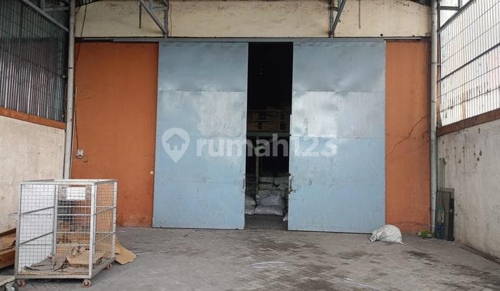 Gudang Mutiara Tambak Langon